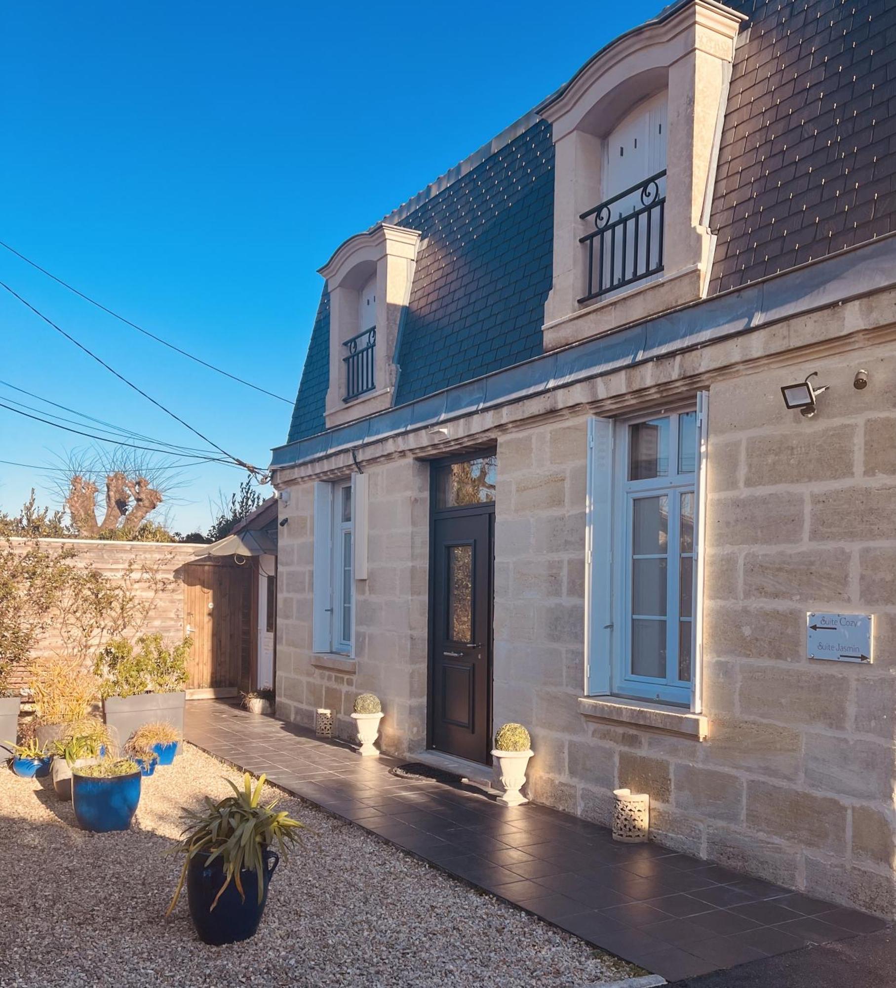 פסאק Les Suites D'Alienor, Suite Cosy מראה חיצוני תמונה